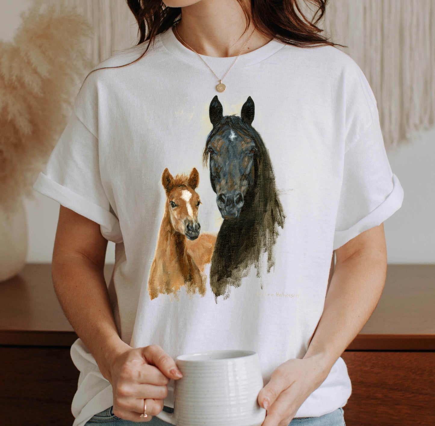 AT MAMA'S SIDE T-Shirt – Classic Fit Heavyweight Cotton